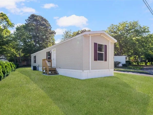 23 Toadstool Knoll St, Charlestown, RI 02813