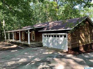145 Rivermont Bnd, Somerville, AL 35670