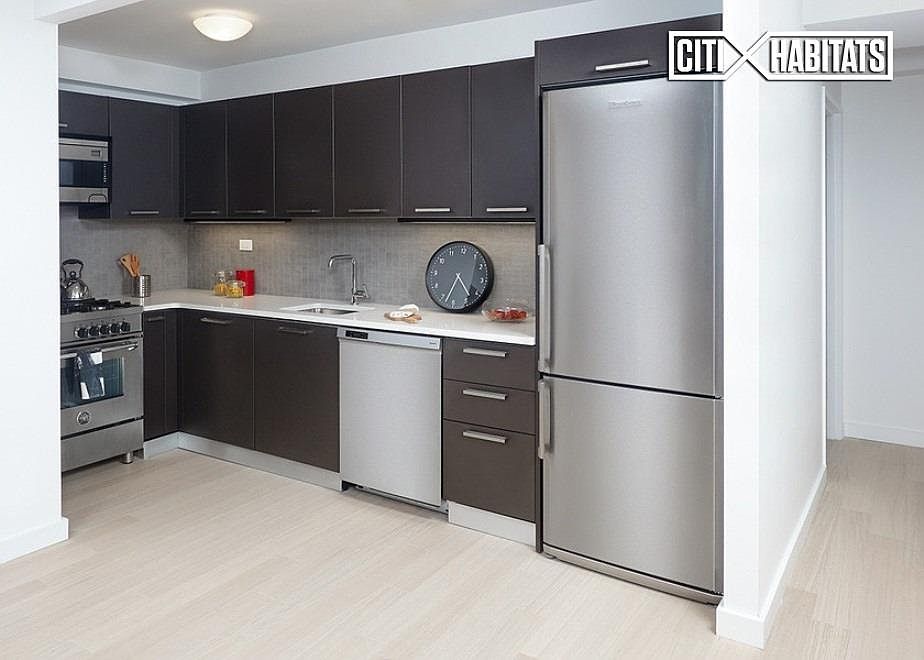 1st image of 222 E 39th St APT 7G