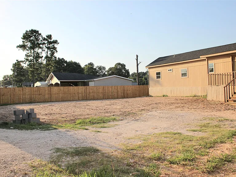 21615 Erika Ct — Photo 14