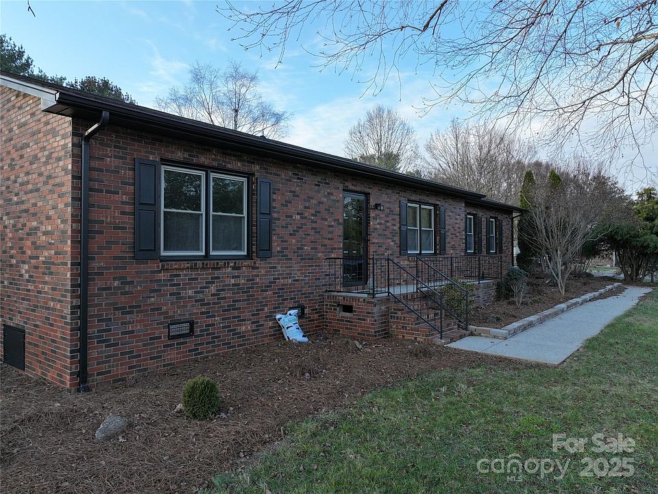 1st image of 451 James Farm Rd