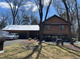 858 90th Ave NW, Coon Rapids, MN 55433