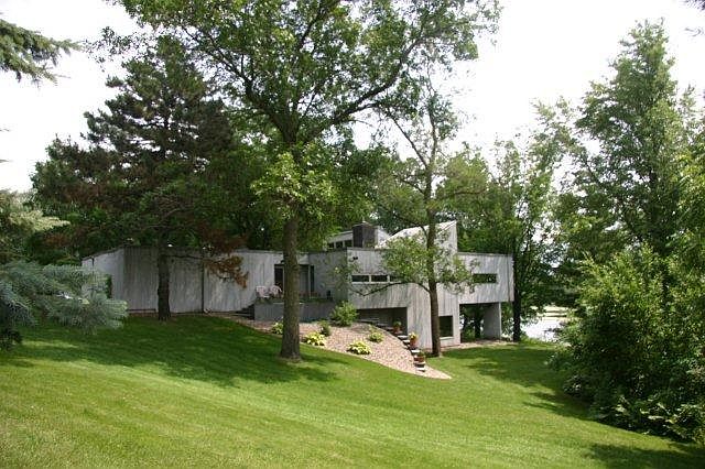 1st image of 14 River Heights Dr NE