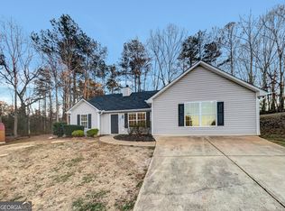 332 Christian Ln, Carrollton, GA 30116