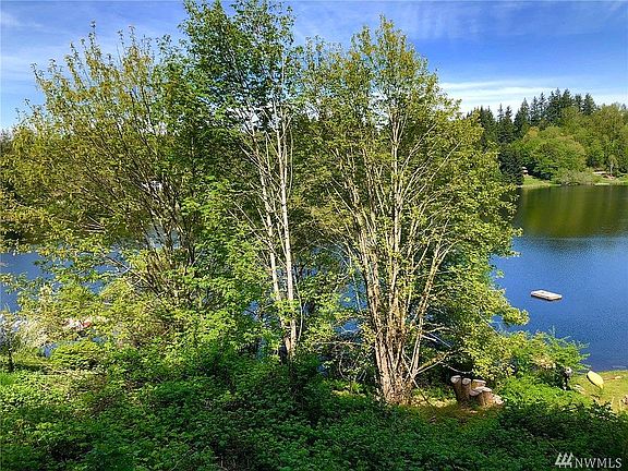 Rare Double Lot on Lk Howard