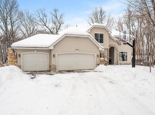 7392 Fawn Hill Rd, Chanhassen, MN 55317