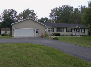 9685 Farel Rd, Fredonia, NY 14063