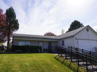4110 Hilltop Dr, Pasco, WA 99301