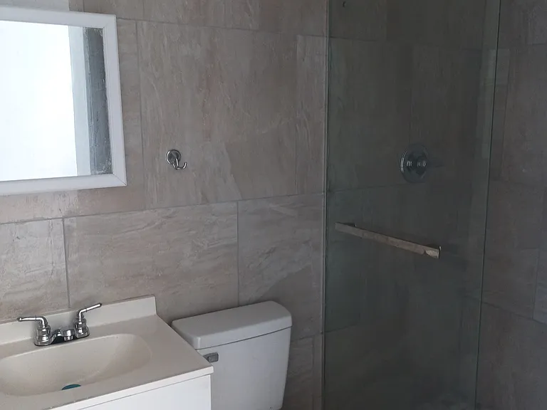 1231 Sunset Point Rd — Photo 6