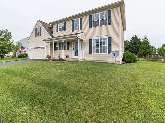 2nd image of 307 Greenway Ct