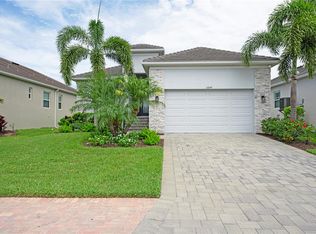 6244 Champions Row St, Bradenton, FL 34210