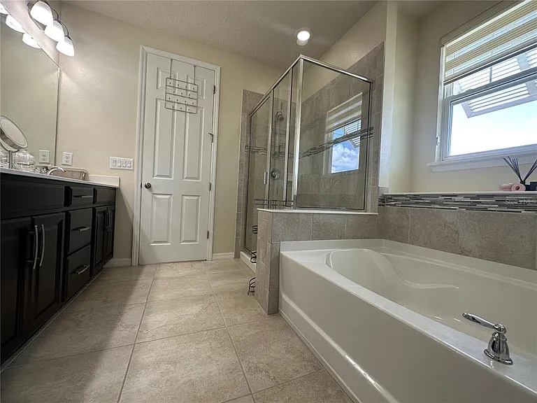 2791 Rapollo Dr — Photo 15