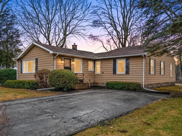 605 Coolidge Ave, Kalamazoo, MI 49006