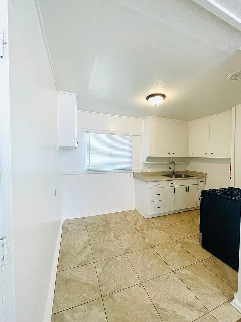 536 & 538 Acacia Road, Santa Paula, CA 93060 — Photo 4