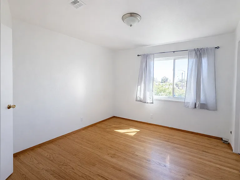 5122 Potrero Ave — Photo 10