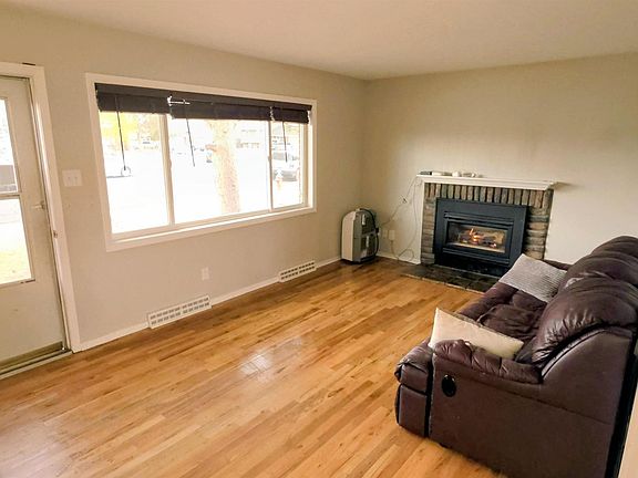 2nd image of 2508 Windmill Rd