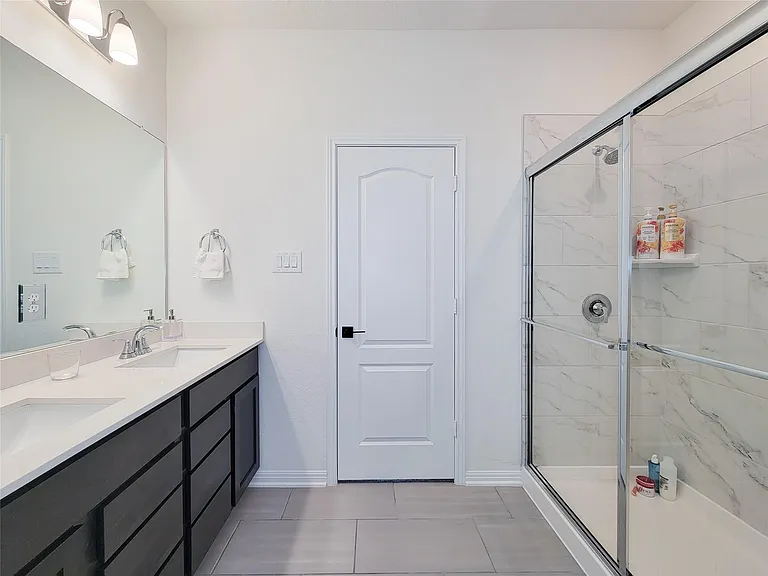 8214 Leisure Point Dr — Photo 23