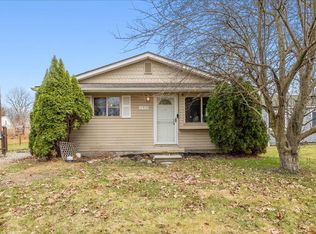 11515 Whitehorn St, Romulus, MI 48174