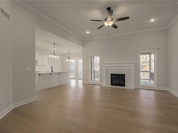 5th image of 9430 N Belton Ave