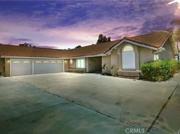 11056 Orchard View Ln, Riverside, CA 92503