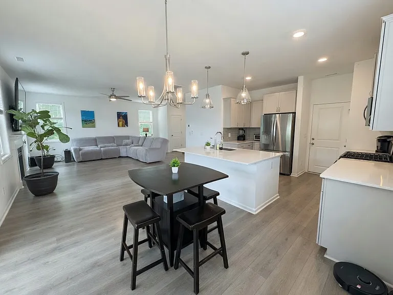 131 Alta Crest Ln — Photo 9