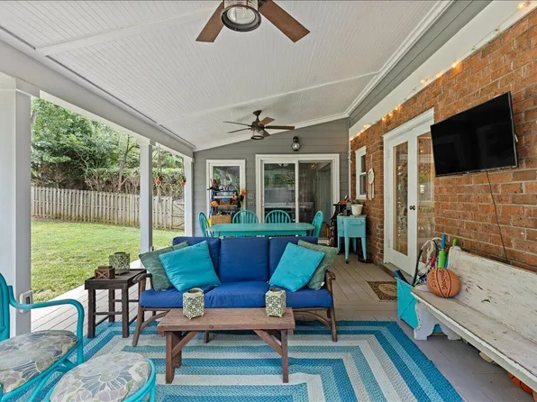 5014 Tremont Dr, Raleigh, NC 27609
