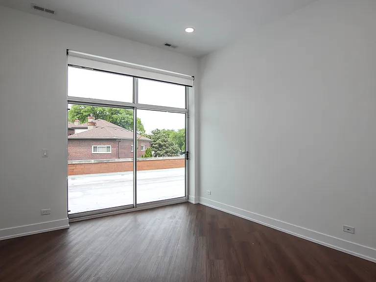 1001 N Milwaukee Ave #204 — Photo 12