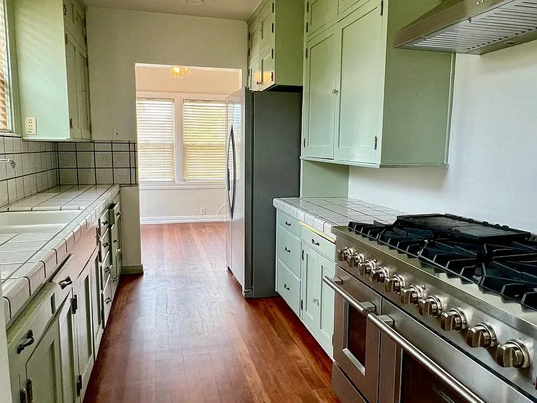 790 E San Joaquin Ave — Photo 12