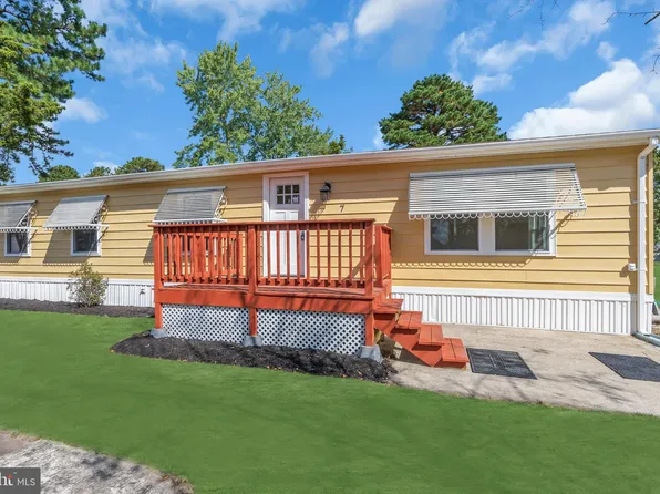 7 Arbor St, Manchester Township, NJ 08759