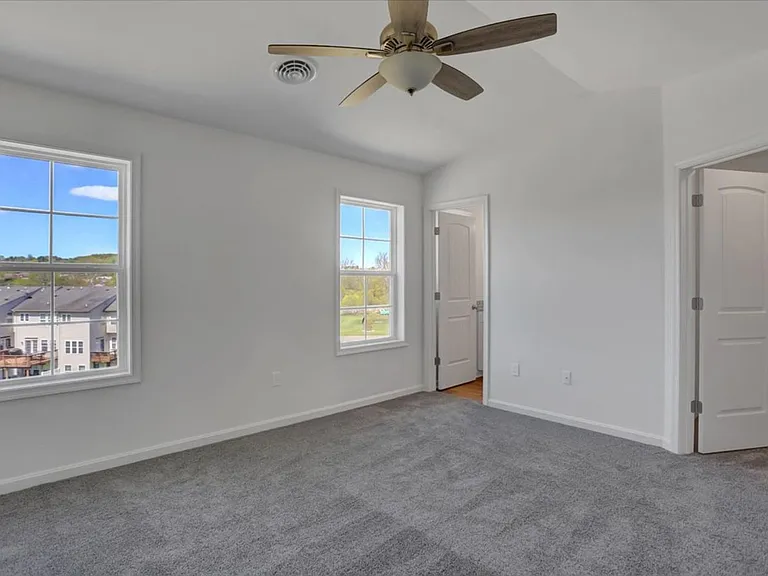 12435-12441 Jackson Ave — Photo 21