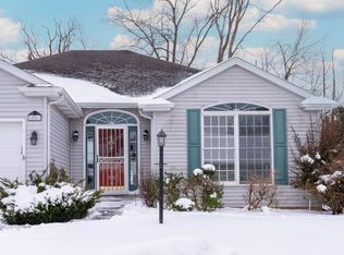 806 Copperfield Dr S, South Bend, IN 46614
