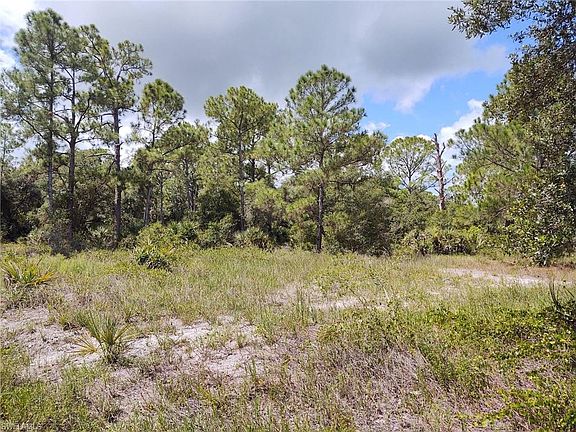 2nd image of 260 S Lindero St Lot 0