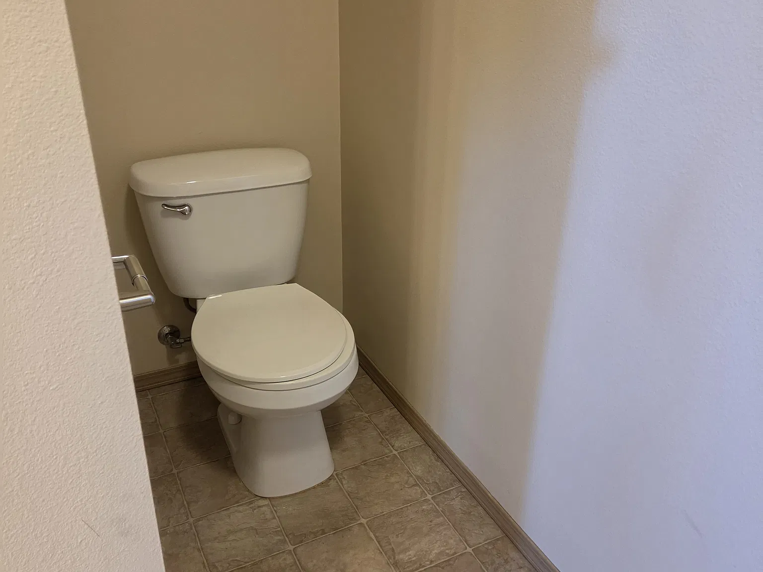 3 bed, 1699 sqft, $3,500 — Photo 2