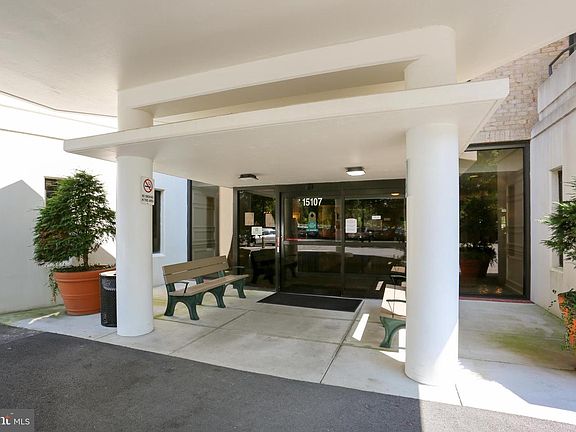 4th image of 15107 Interlachen Dr #2-119