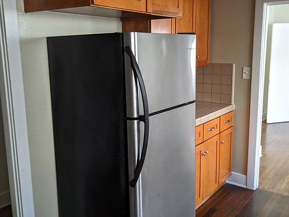 4th image of 50 N Parkwood Ave #52
