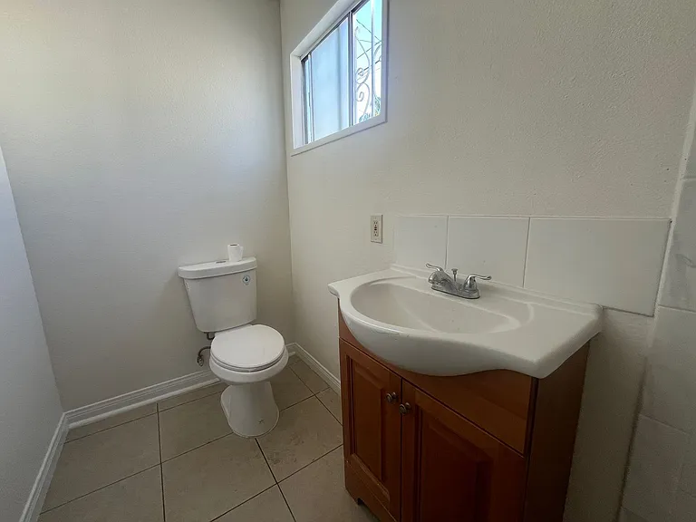8020 Bright Ave — Photo 11