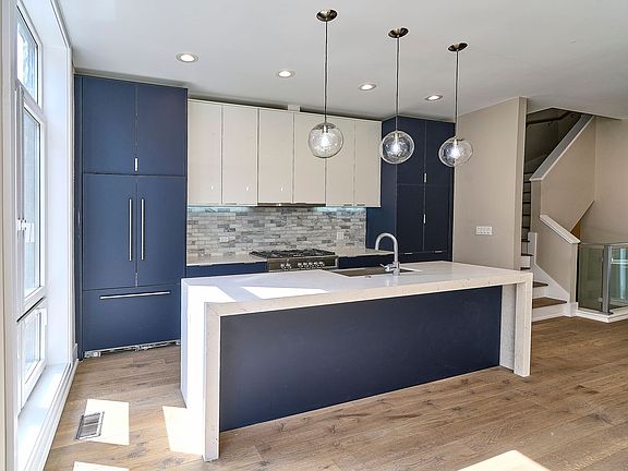 5th image of 6227 S Ellis Ave #B