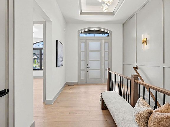 4th image of 57249 Meadowridge Dr