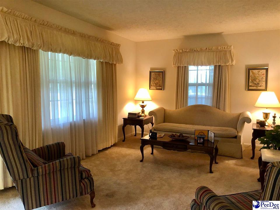 2nd image of 510 Crestview Dr