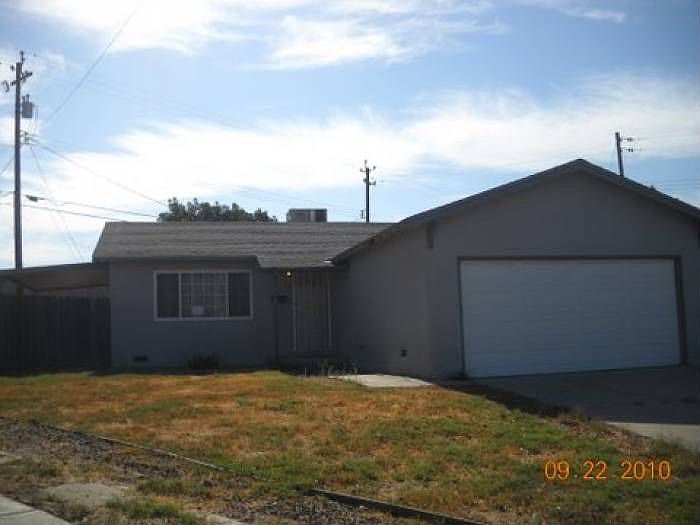 1st image of 604 Blanch Ct