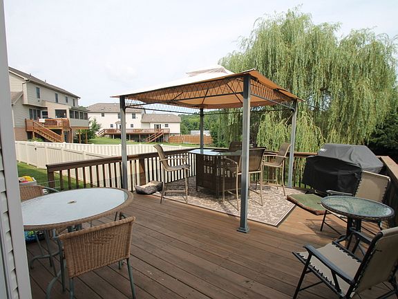 5th image of 407 Meadowood Dr