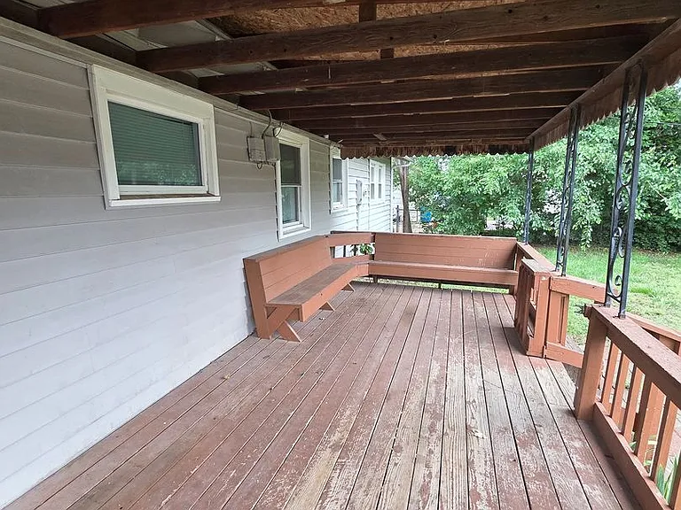 3215 S Chase Ave — Photo 18