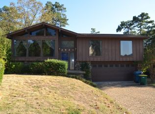2921 Misty Ln, Little Rock, AR 72227