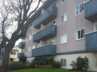 1145 Bay St #305, Victoria, BC V8T 1S4