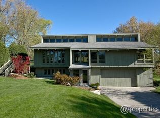 244 Florence Ave, Inverness, IL 60010