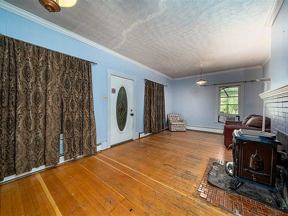 4th image of 2204 N 17th St