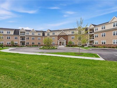 9 Joseph N Zenga Jr Blvd #211, East Greenwich, RI, 02818
