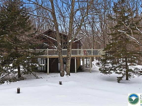 4th image of 215 Penn Forest Trl