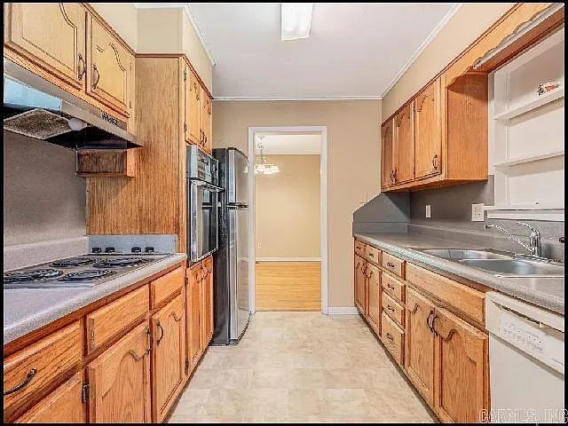 1800 Northwood Rd — Photo 8