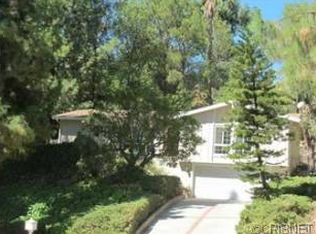 8421 Rudnick Ave, Canoga Park, CA 91304